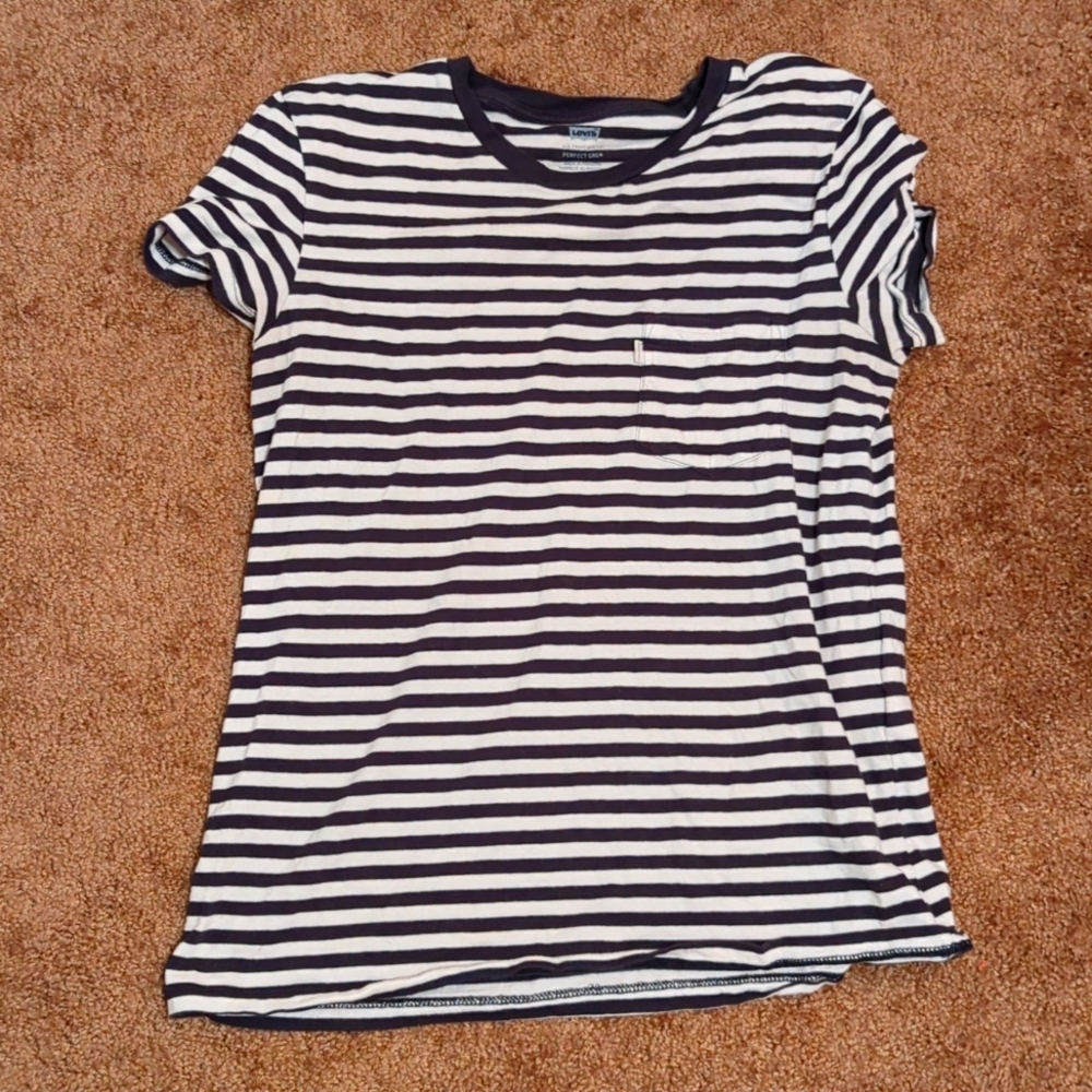 Levi's striped top